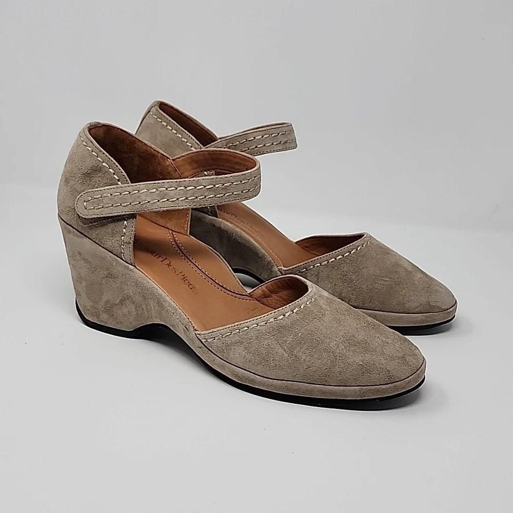 L'Amour Des Pieds Orva Leather Pumps Light Taupe Color Size 11